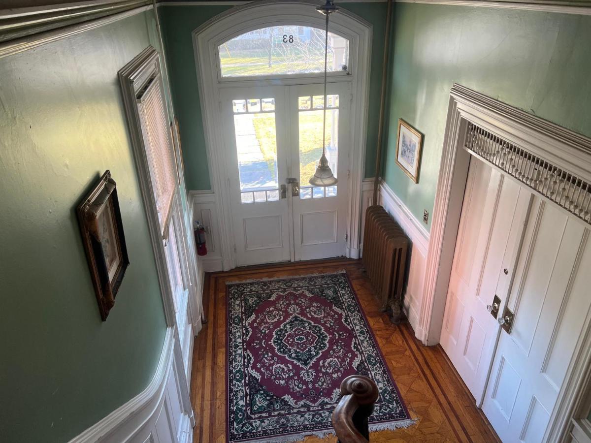 1 Bedroom Private Victorian Apt In Convenient City Location On 5 Acre, Sleeps 4 Пъкипсий Екстериор снимка